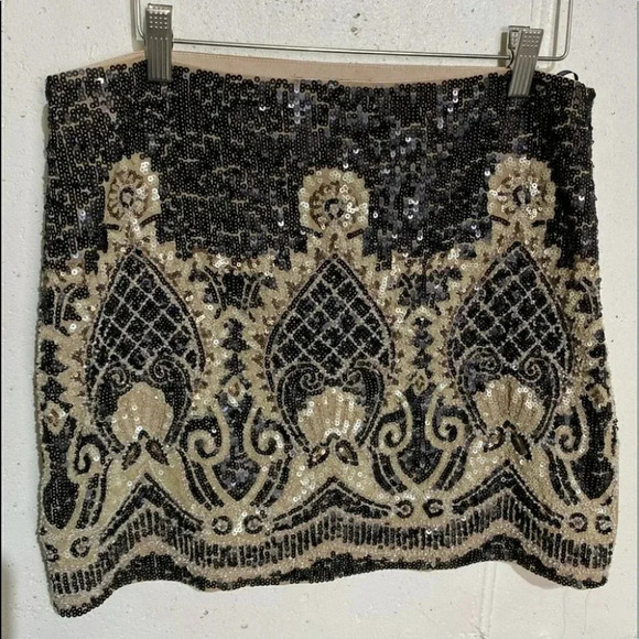 Forever 21‎ M black tan sequined mini skirt - Picture 1 of 5